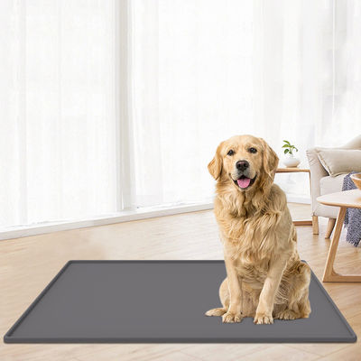Couleur personnalisée Tapis de nourriture pour chiens en silicone plateau antidérapant tapis d'alimentation pour animaux de compagnie sans BPA