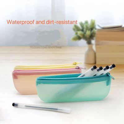 19*7*2.8cm Outils de stylo pour étudiants Sac de rangement en silicone avec logo personnalisé