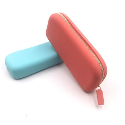 Logo personnalisé Sac de rangement cosmétique acceptable 2024 Sac de maquillage en silicone chaud pour femmes