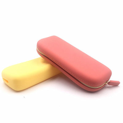 Logo personnalisé Sac de rangement cosmétique acceptable 2024 Sac de maquillage en silicone chaud pour femmes