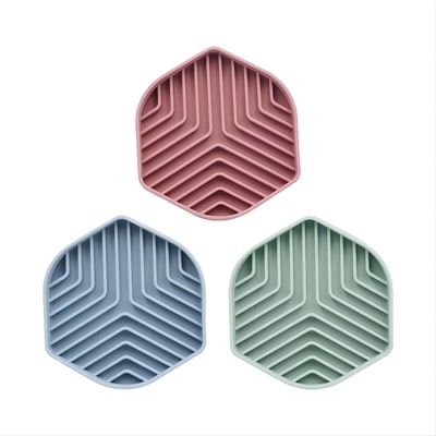 Pet Silicone Traiter Chien Lit Mat Avec Suction Lent Bocal d'Alimentation Pour Pet Stocked