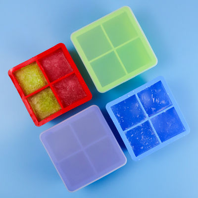 Logo personnalisé 116g Bpa Free Silicone Ice Cube Tray avec le couvercle et la forme de la fourchette de moule