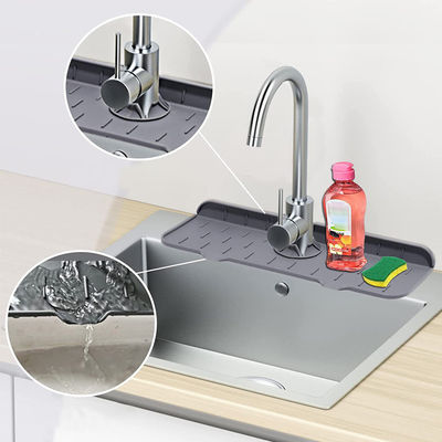 Appareils de table de cuisine à domicile Garde anti-éclaboussures d'évier en silicone noir avec conception absorbante d'eau