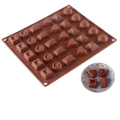 Les moules en silicone à formes multiples sont parfaits pour fabriquer des moules de chocolat et de confiture sur mesure.