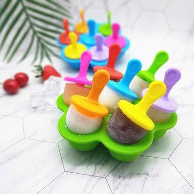 145g Fabricant de glaçons en silicone réutilisable avec stick top Vente de moule de glaçons sans BPA