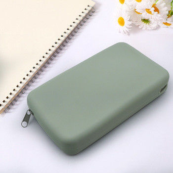 Sac cosmétique de voyage en silicone imperméable à l'eau pour les filles
