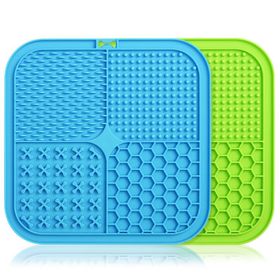 Tapis de silicone pour animaux de compagnie avec tasses d'aspiration Parfait pour les bols à chiens et les bains