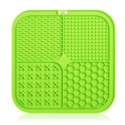 Tapis de silicone pour animaux de compagnie avec tasses d'aspiration Parfait pour les bols à chiens et les bains