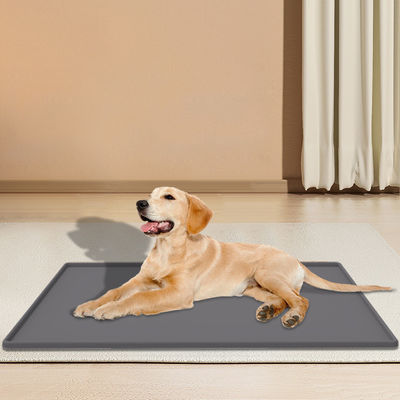 Couleur personnalisée Tapis de nourriture pour chiens en silicone plateau antidérapant tapis d'alimentation pour animaux de compagnie sans BPA