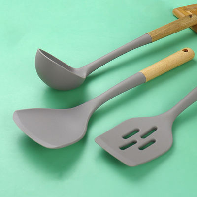 Cuisine en silicone Ensemble en trois pièces à la pelle résistante à la chaleur à l' adhésion à la cuillère à main en bois