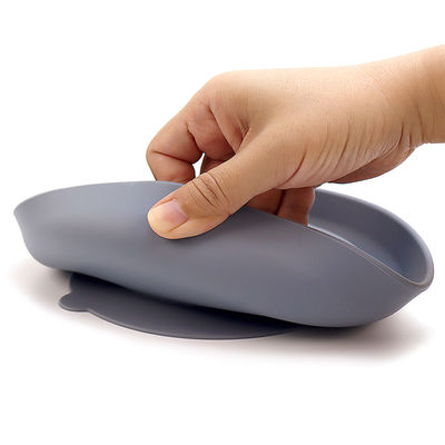 Logo personnalisé Pet Bowls Nourrisseurs Labyrinthe rond Silicone Slow Feeder avec Mat de Suction Stocked